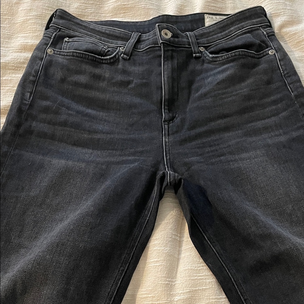 rag &bone Dark Wash Denim Jeans
Style Nina High Rise Ankle Cigarette